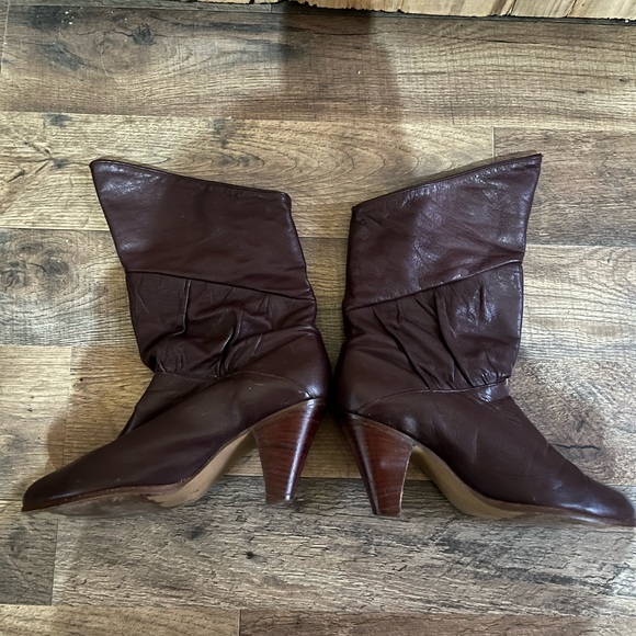 Vintage Frye boots. Great condition! - Picture 2 of 5